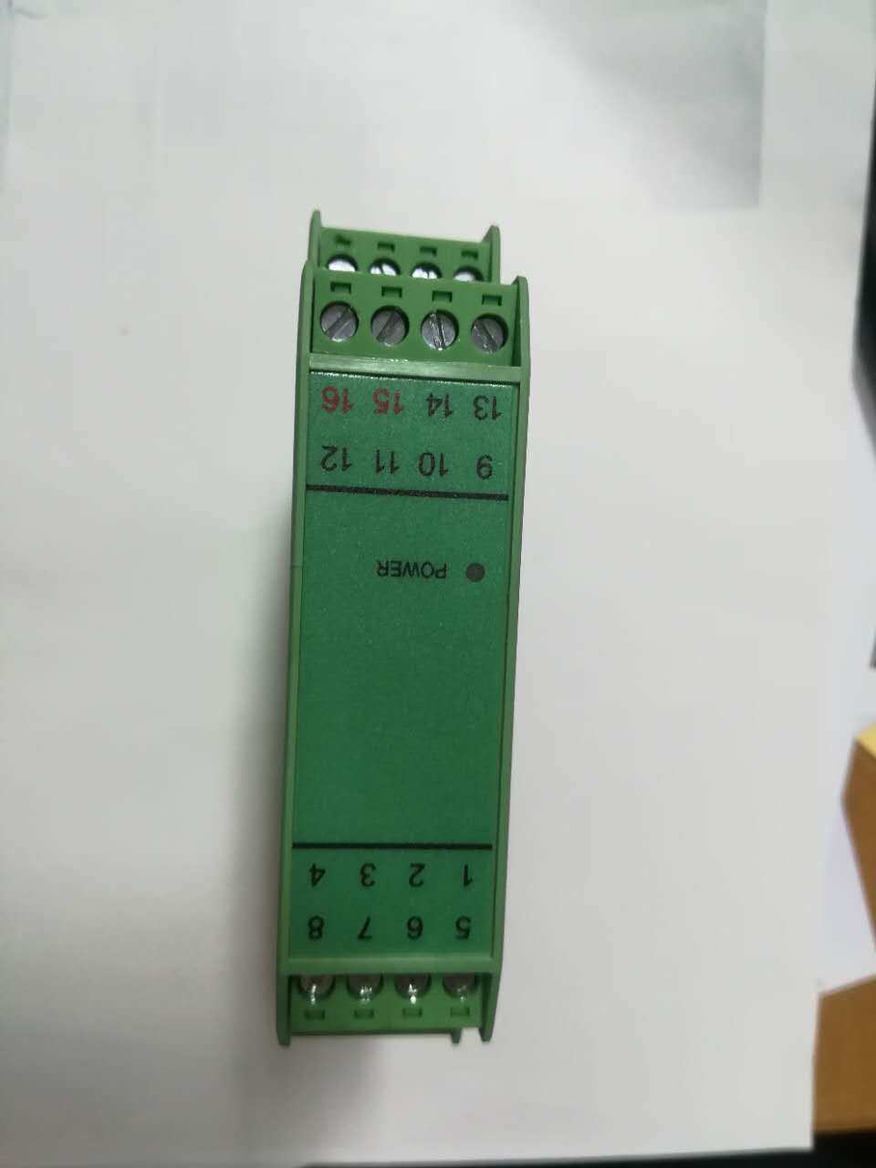 DM-B4 2 in 4 out signal distribution isolator II into four out DC signal isolator 4-20ma-Taobao