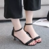 Giày sandal nữ mùa hè màu đen có khóa cao gót 5cm hoang dã 2018 mới nhỏ giày đế xuồng tươi mới dép nữ Sandal