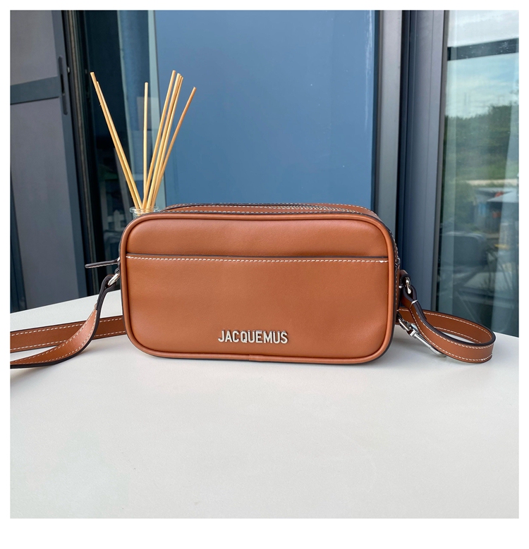 2023 New Jacquemus Niche Design High-End Unisex Crossbody Cowhide Camera Bag Small Square Bag