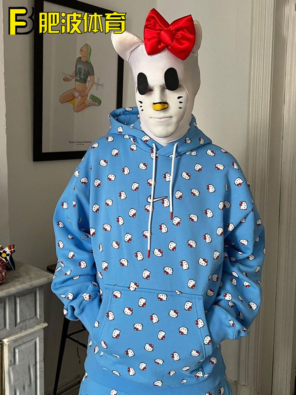 Nike Hello Kitty Embroidered All-Over Print Collaboration Fleece Warm Sweatshirt and Pants Dr5516 Dr5518 Nike Hello Kitty Embroidered All-Over Print Collaboration Fleece Warm Sweatshirt and Pants Dr5516 Dr5518