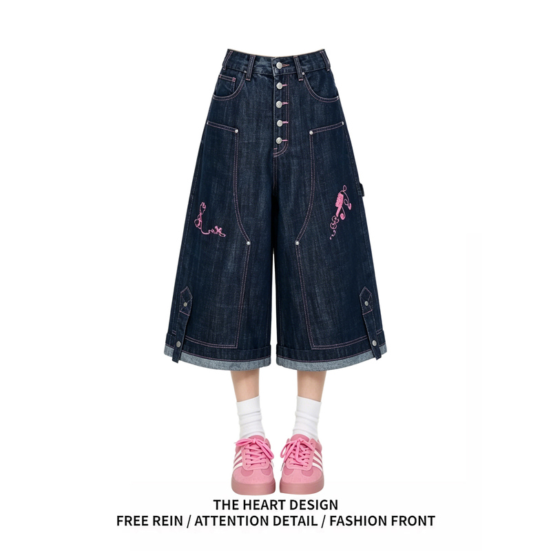 American Retro Style Dark Blue Buttoned Cropped Pants for Women, 2026 Summer New Model, Pink Design Stitching Denim Shorts