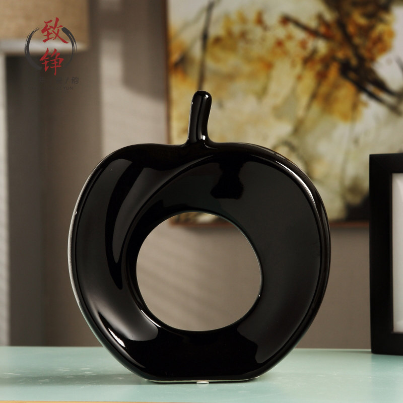 ��Ҿ�װ��Ʒ�ƹ�ڼ�sy011