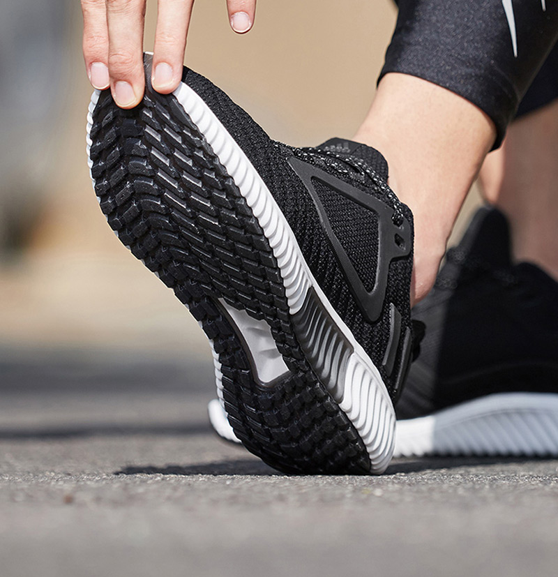 Giày thể thao nam Adidas 2018 mùa đông ấm gió đệm ấm mang giày thể thao chống giày thể thao AQ0359 giày sneaker nam chính hãng