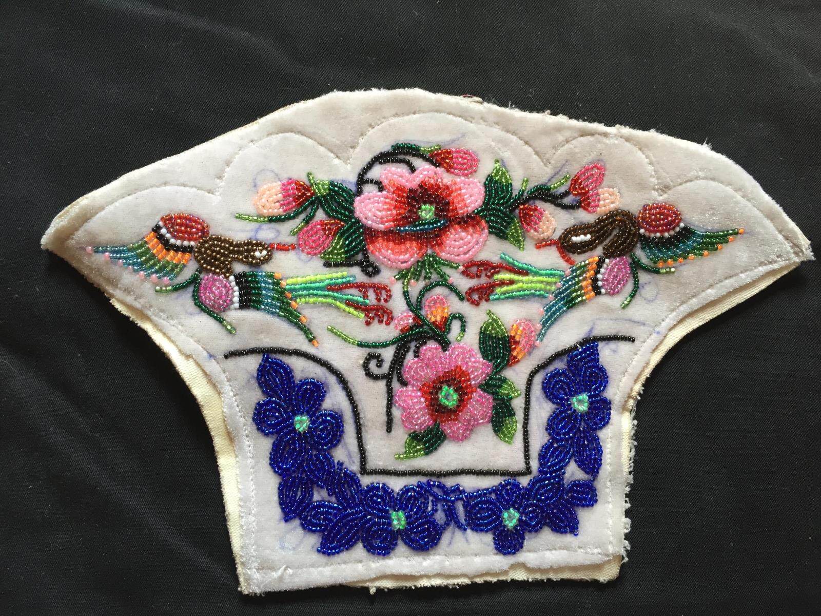 Yunshang ethnic minority handicraft pure hand embroidery old embroidery Miao triangle embroidery piece 5