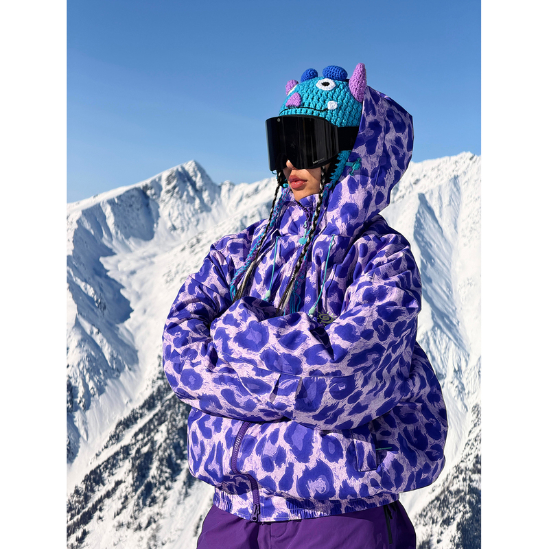 Purple Leopard Print Ski Suit with Hood for Men and Women, Windproof and Waterproof, Fleece-Lined Ski Pants, Breathable and Sweat-Wicking, Quick-Drying Inner Wear, Trendy