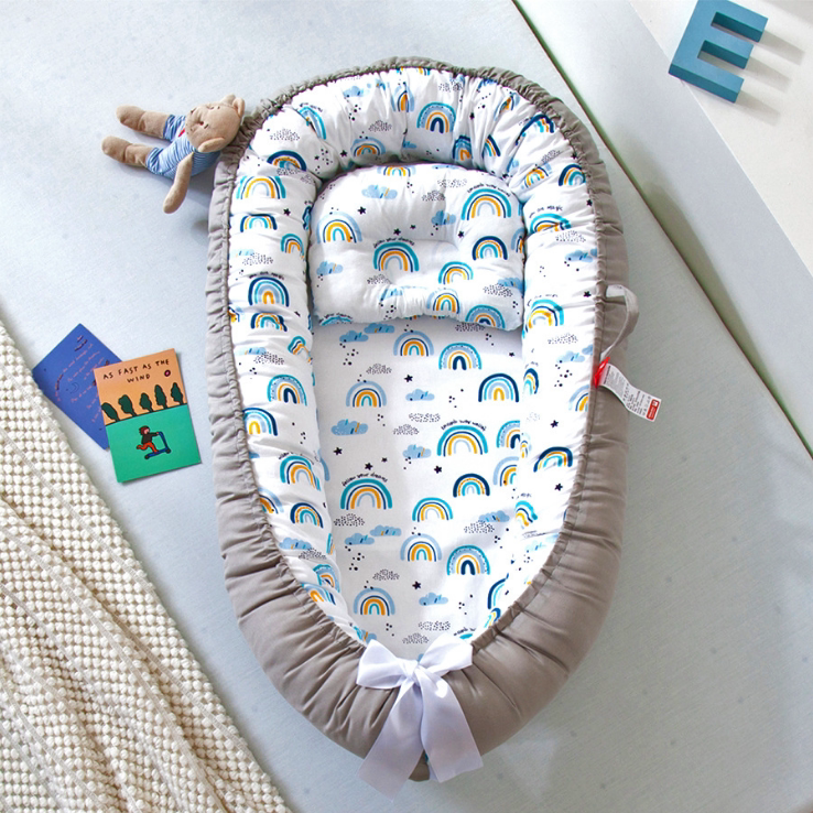 Folding portable crib out of bed Bed Simple Newborn Sleeping Basket Removable Lace Coaxing Pajamas