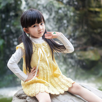 New mommy hands as princess even dress handmade diy knitted baby sweater crochet wool wire group to make material bag