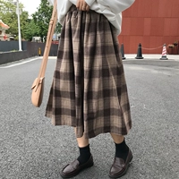 Mùa đông bến cảng hương vị retro chic Hàn Quốc phiên bản của hoang dã retro cao eo tartan váy váy Một từ váy nữ sinh viên váy chân váy jean chữ a