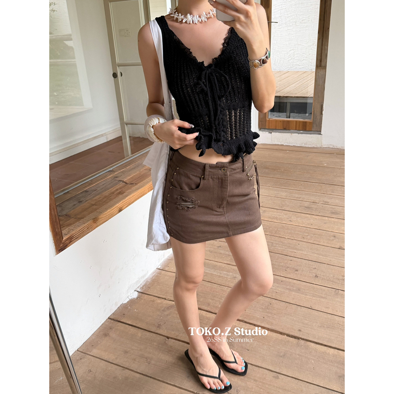 Toko.Z Summer Retro Sweet Cool Style Distressed Rivet Skirt for Women, Versatile Slimming Straight-Fit Bodycon Short Skirt