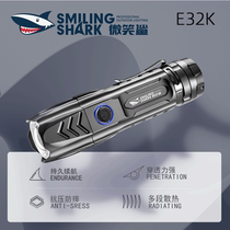 LED flashlight strong light outdoor super bright high power zoom P70 high light P90 portable searchlight Waterproof 26650