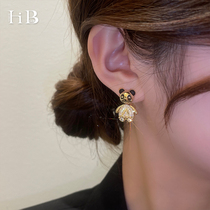 Cute and delicate golden rhinestones Panda Earrings Female earrings High-level ear accessories 2022 New wave ear nails
