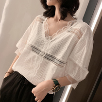 Chiffon shirt womens short sleeve 2021 summer New Tide Korean version loose thin design sense foreign style small shirt lace top
