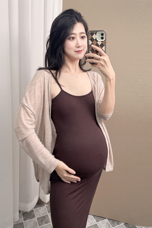 Bestie's Hot Mom Style Maternity Dress Summer Camisole with Built-In Bra Pad Two-Piece Set Maternity Photo Tight Dress Bestie's Hot Mom Style Maternity Dress Summer Camisole with Built-In Bra Pad Two-Piece Set Maternity Photo Tight Dress