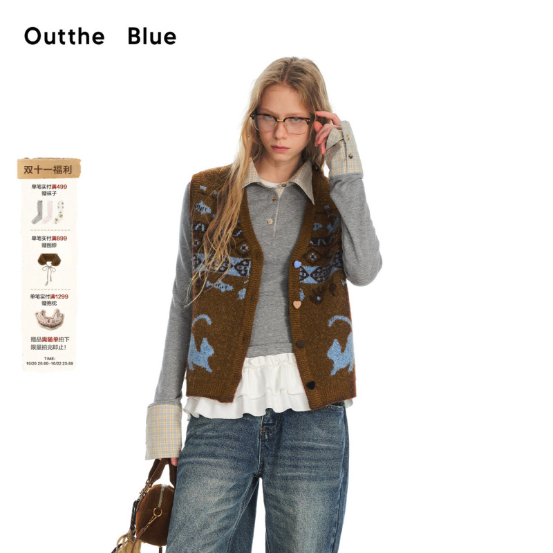 Outthe Blue Autumn and Winter New Original Pattern "Lazy Cat" Fair Isle Warm Sweater Vest Outthe Blue Autumn and Winter New Original Pattern "Lazy Cat" Fair Isle Warm Sweater Vest