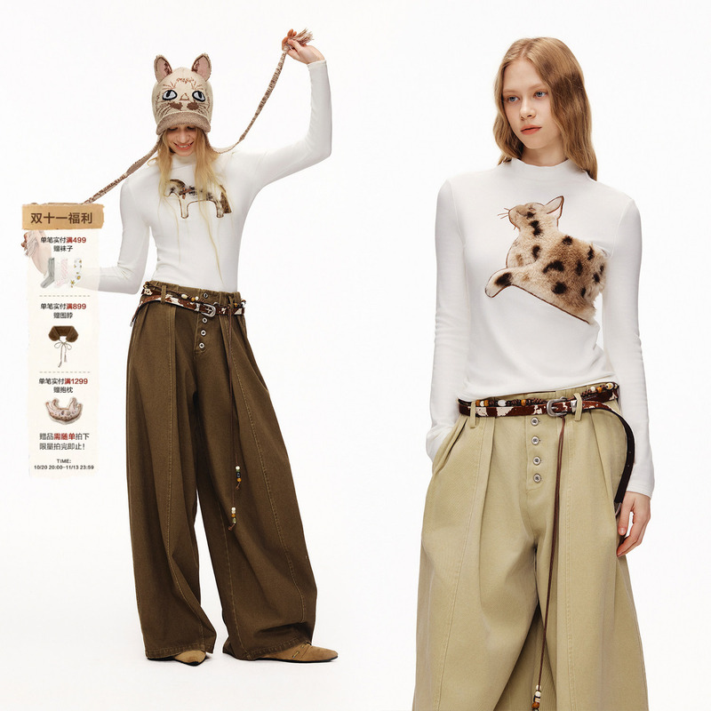 Outthe Blue "Cat Territory" and "Snowfield Pony" Patch Embroidered Turtleneck Fleece-Lined T-Shirt Base Layer