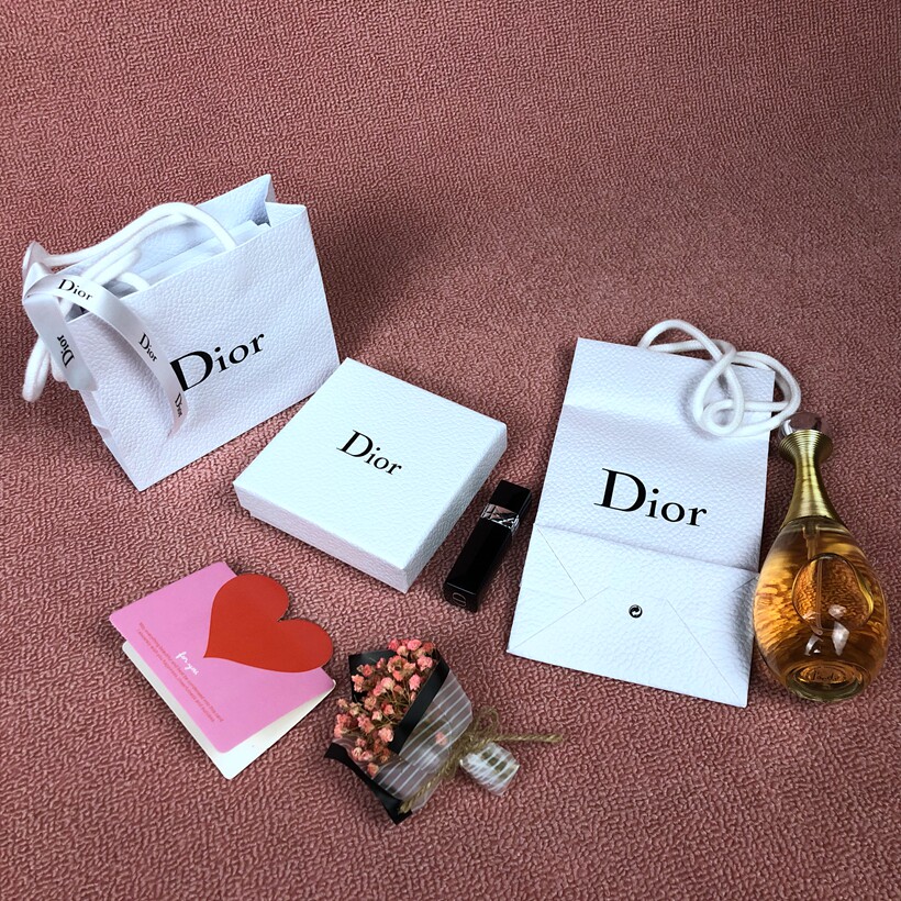 Counter Dior/ Dior paper bag lipstick packaging box gift bag perfume bag lipstick box set packaging bag