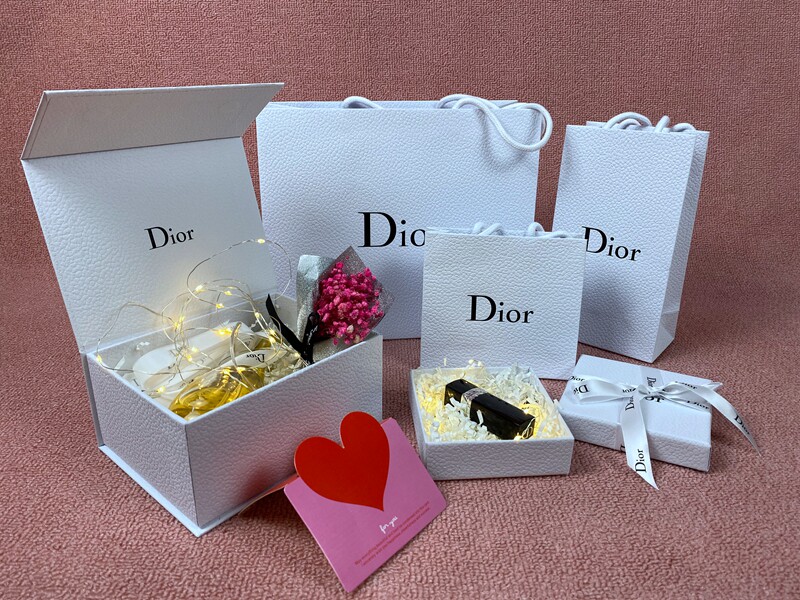 Counter Dior gift box empty box dior lipstick paper bag gift bag perfume bag lipstick box packaging bag