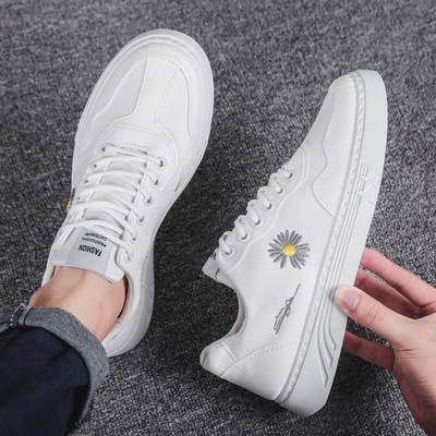 新款夏季小白鞋韩版潮流休闲板鞋男