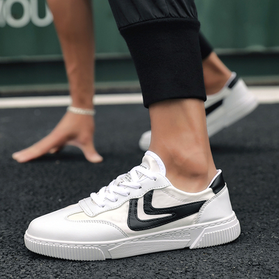 2020夏季新款透气休闲小白板鞋