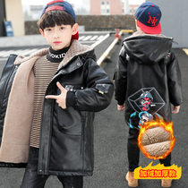 Childrens clothing boys plus velvet hooded leather clothing 2020 winter clothing New middle children autumn winter coat thick Korean version of foreign atmosphere