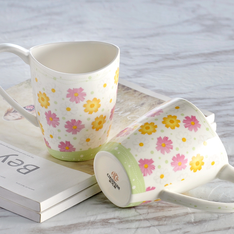 A cup of milk breakfast cup ipads porcelain ceramic keller cup, coffee cup cup creative couples microwave use