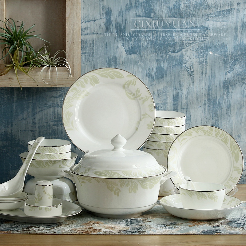 Dishes suit household European jobs Jin Bianjing ceramic bowl Korean 56 skull porcelain plate gift packages