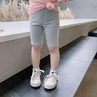 Мелкий серый