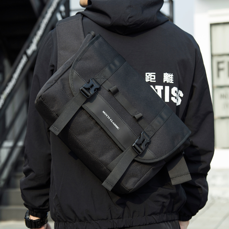 Hong Kong I Tgreginsins dead fly riding messenger bag sports and leisure travel messenger bag men's bag