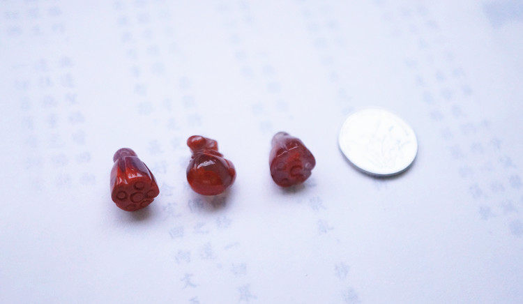DIY аксессуары 精选四川凉山冰飘火焰纹满色满色南红玛瑙小吊坠叶子莲蓬杂件diy