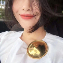 European and American Net red with fashion temperament metal chest retro show exaggerated shape big disc brooch accessories female