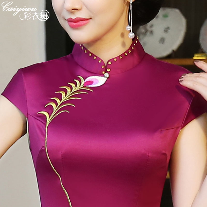 Long cheongsam, skirt, 2020, for catwalk, with embroidery Long cheongsam, skirt, 2020, for catwalk, with embroidery