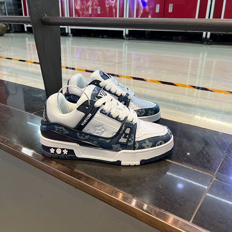 Luxury Three-Dimensional Flower Embroidered Sneakers for Men and Women, Soft-Soled Versatile Casual Sports Shoes, Denim Thick-Soled Platform Shoes Luxury Three-Dimensional Flower Embroidered Sneakers for Men and Women, Soft-Soled Versatile Casual Sports Shoes, Denim Thick-Soled Platform Shoes