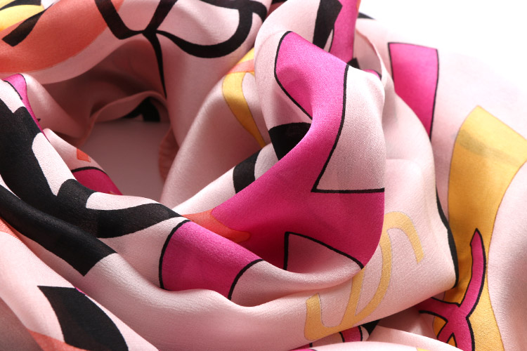 C327 Special prices for 100% silk scarf Spring and summer female printed silk shawl shawl
