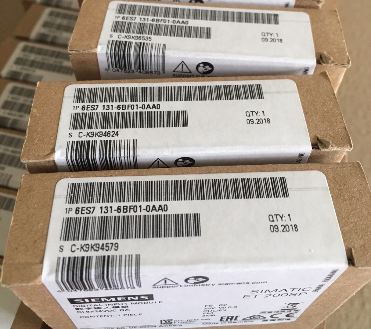 Siemens 6ES7131 6ES7131 6ES7 6ES7 4BD01 4BD01 6BF01-0AA0 6BF01-0AA0 OAAO