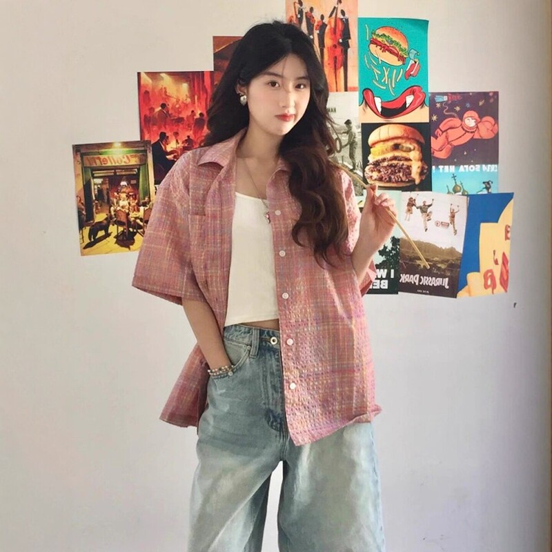 Summer New Pink Bubble Gauze Rainbow Plaid Short-Sleeved Shirt for Women, Unique Design, Loose Fit, Sun-Protective Trendy Shirt
