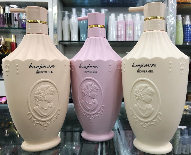 Korean gold woman French flower fragrant body lotion 1000mL nourishing and moisturizing and refreshing skin with persistent soft and smooth body lotion