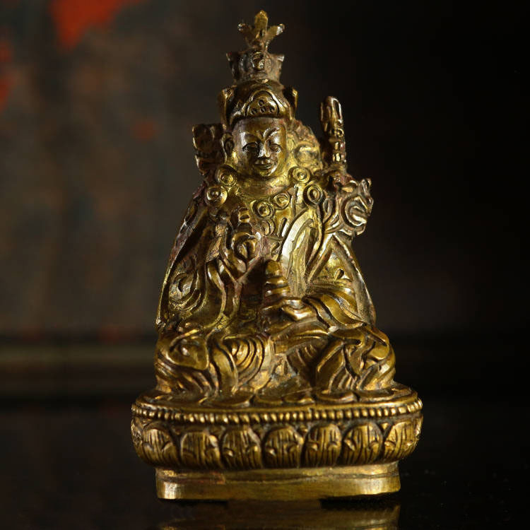 The Qing Dynasty Tibetan Area Old Buddha Lotus Peanuts Master Sacred Statue Support Auspicious Achievements Antique Collection