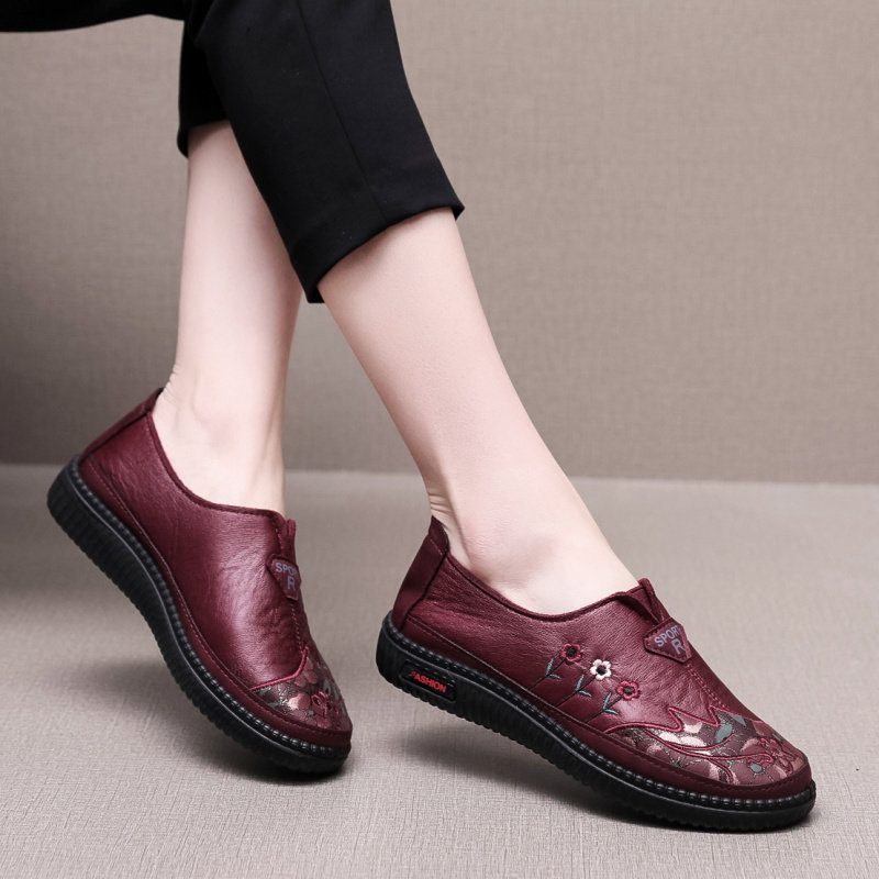 Spring and autumn mother shoes old grandma shoes flat bottom round head non-slip middle-aged and elderly old Beijing cloth shoes women's casual shoes