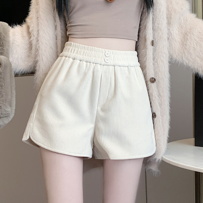 Plus-Size Corduroy Casual Shorts for Women, Spring New Style, Petite Slimming Straight-Leg Hot Pants for Layering