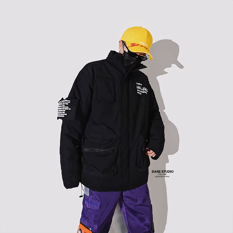 Áo khoác mùa đông 2018 quốc triều quần áo cotton đường phố cao cấp nhiều túi hip-hop vài chiếc mũ trùm đầu nam và nữ lỏng lẻo áo khoác nam trung niên