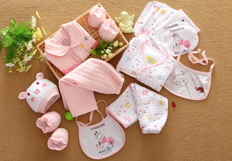 Coffret cadeau pour nouveau-né - Vêtements + Fournitures - Ref 1976016 Image 16