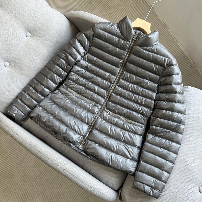 2025 New Winter European Fashion 90 White Duck down Lightweight Short Silver Stand Collar down Jacket for Women