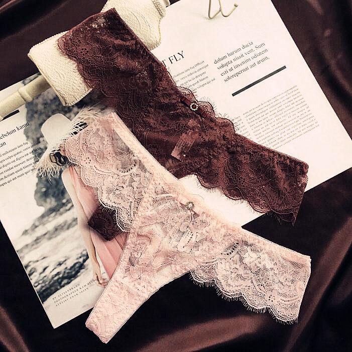 New European and American high-grade T-shaped thongs fashion eyelashes sexy low waist underwear women's shorts lace mesh hollow