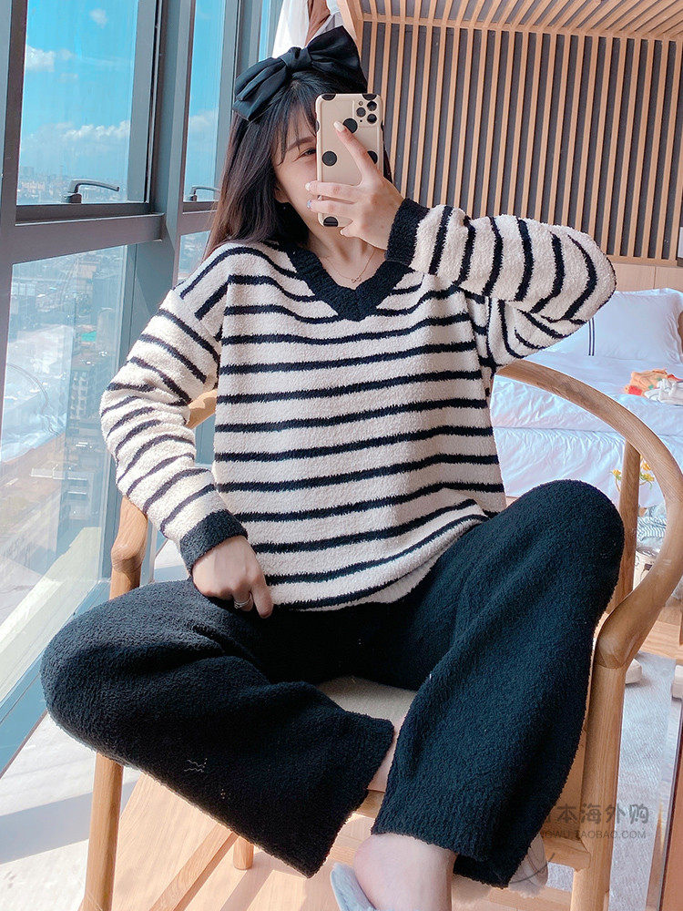 Japanese GP new sweet and cute pyjamas women's autumn and winter black and white striped headsets Home Casual Suit