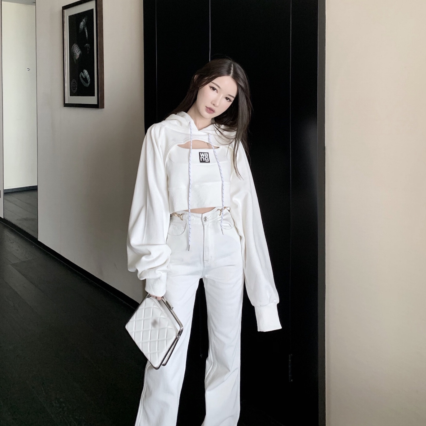 CHICYOU King fake two casual and sexy loose short black and white two-color fashionable wild small sweater