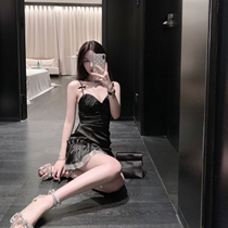 CHICYOU (cut male sexy) pure and want three-color diamond chain bow girl satin suspender