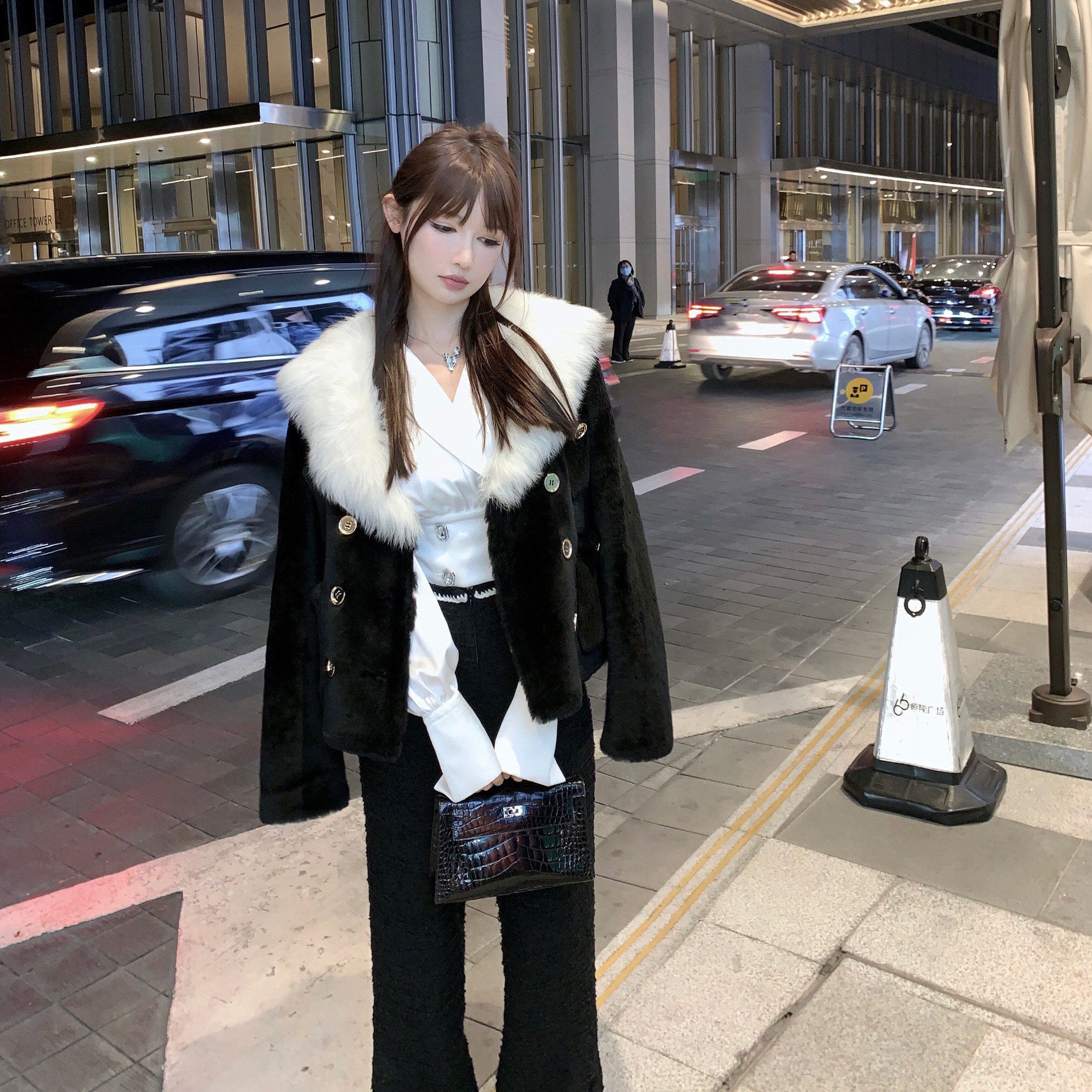 CHICYOU 100% Merlinu wool parquet Carpi fur One winter new Lean Temperament Fur Coat Grass Jacket