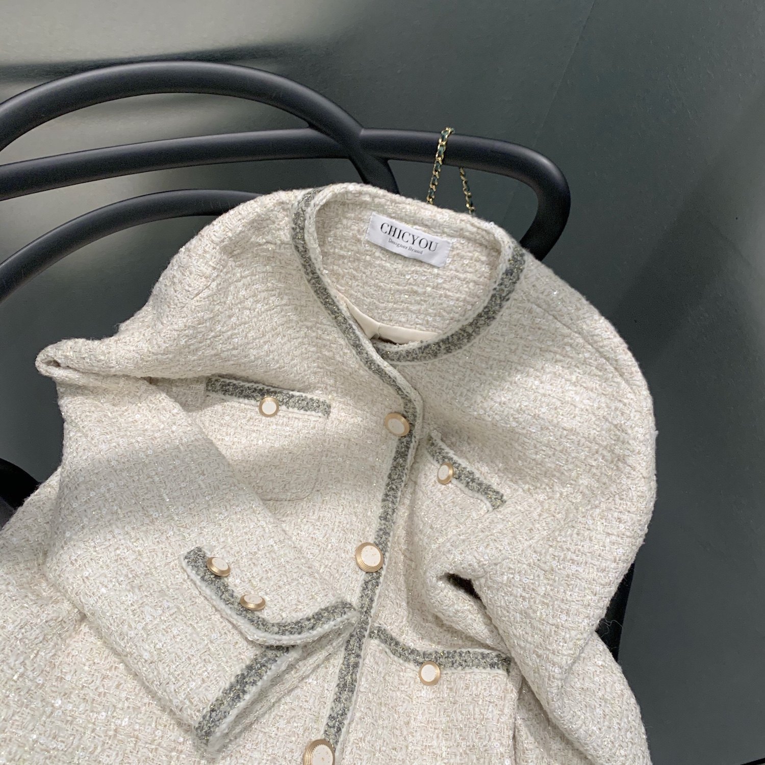 CHICYOU (Du home fabric giant beauty) overweight profile girly feeling small fragrance trimmed ladies coat