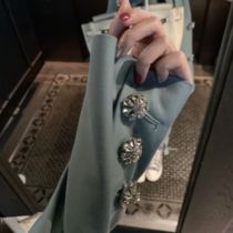 CHICYOU (female group si suit) White Lake water green flower diamond buckle long girl exquisite socialite suit