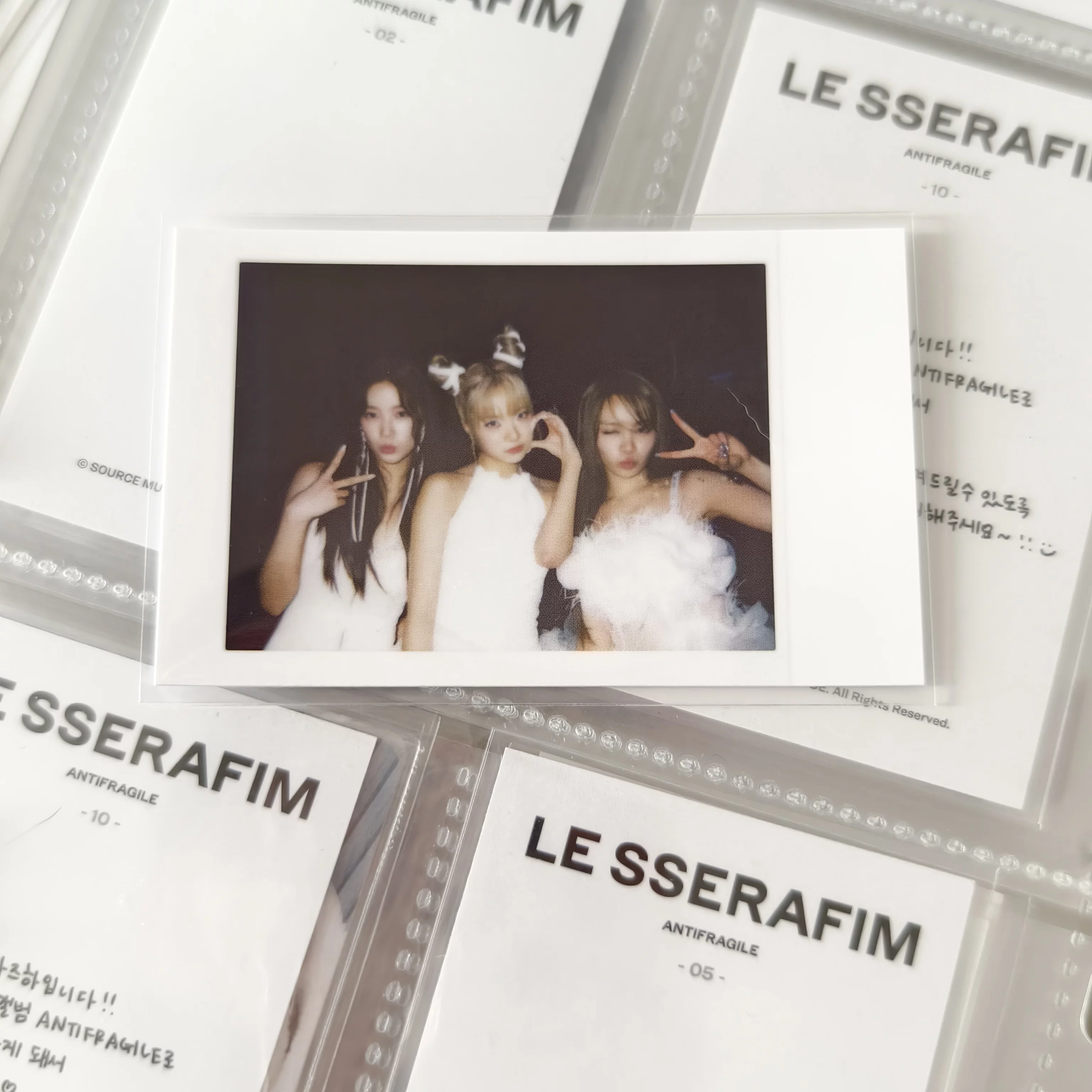 Бесплатная доставка без претензий Lesserafim Blade FimsClub Flash Surrounding Official Baby Crazy Gold Source KPOP Женская команда